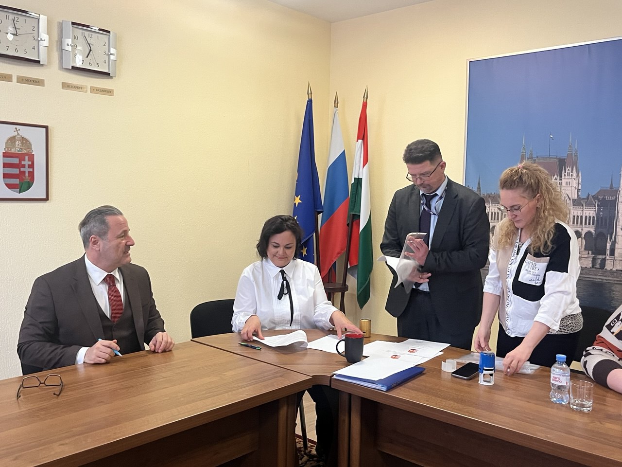 26 февраля состоялось торжественное вручение аккредитаций при Генеральном консульстве Венгрии